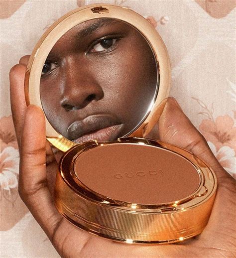 gucci pressed powder